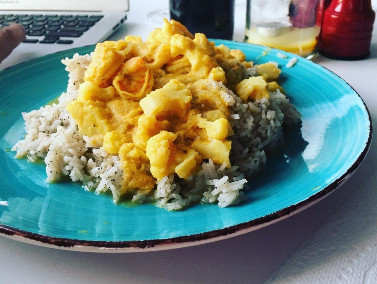 Goan Shrimp and Cauliflower&nbsp;Curry